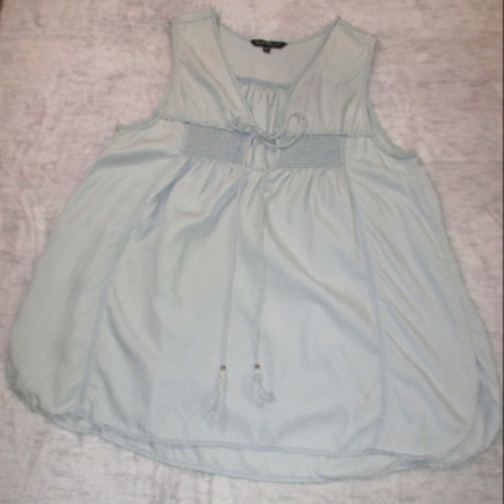 Velvet Heart chambray flowy tank